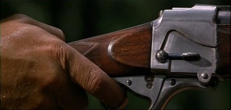 Compañeros,

En vista de las ganas de algunos (Elcafe, Wilcow, Vrakk, etc) por adivinar armas de películas 120