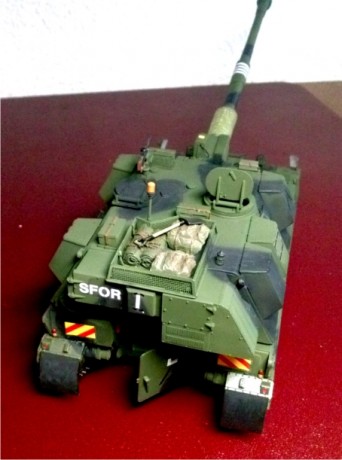 Alguien me puede decir donde puedo encontrar fotos sobre detalles del vehículo alemán Boxer GTK 8x8, Estoy 141
