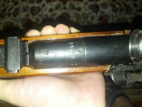 El Mosin-Nagant ..
es un rifle militar accionado por cerrojo, con cargador de cinco proyectiles, que 111