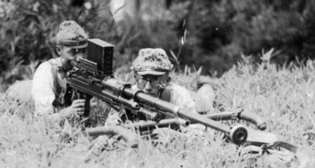 Como dirían los chinos, el "subfusil tipo 5" es su estándar en las policías chinas.

Tiene unos 71