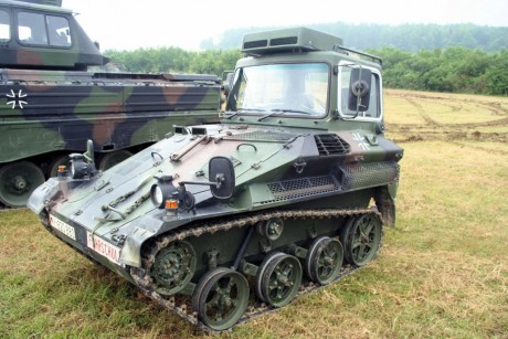 Esta es una nueva versión del popular vehículo ligero de cadenas Wiesel del ejercito alemán. Es el Wiesel 20