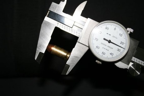 Buenos dias:¿Alguien me puede indicar alguna armeria que disponga de puntas del 9 mm. Corto (.380 ACP) 00