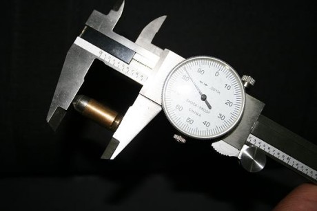 Buenos dias:¿Alguien me puede indicar alguna armeria que disponga de puntas del 9 mm. Corto (.380 ACP) 12