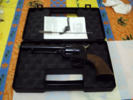 REVOLVER M E SPORTWAFFEN SINGLE ACTION ARMY



Hola, pues dado que es un arma de aire comprimido de venta 20
