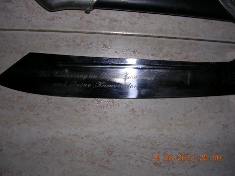 No recuerdo si puse este cuchillo, creo que no.
Se trata de un cuchillo de los campos de trabajo alemanes 10