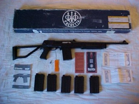 De cualquier tipo, el arma, longitud cañón, tiradores, esquemas... gracias.

https://www.berettaweb.com/militari/pumpguns.htm 01
