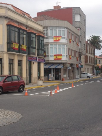 Desde mi ayuntamiento,Vilanova de Arousa, una villa marinera de la Ria de Arosa, y desde una autentica 20