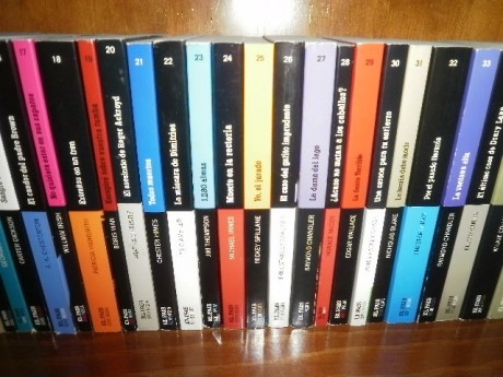 Como nuevos,50 libros
Hammett,Chandler,Macdonald,Himes,etc

120 euros envio incluido. 12