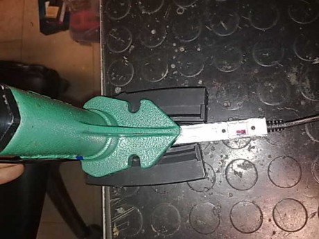 Pues eso, ahora me encuentro que en el mercado Español existe el calentador para la Lyman, pero para la 80
