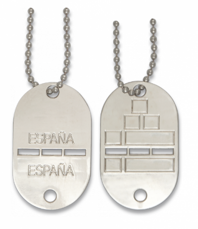 Desde hace tiempo tengo una curiosidad, he visto muchas chapas de identificación españolas en blanco, 00