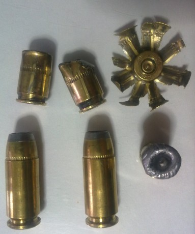 He visto estas fotos en foros americanos, me ha parecido curioso y requerirá unos diez de extruido específicos 112