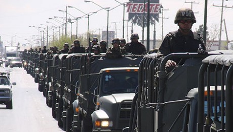Combate urbano en toda regla...
Daños colaterales seguros...
Bajas propias, a saber...

No es mejor usar 30