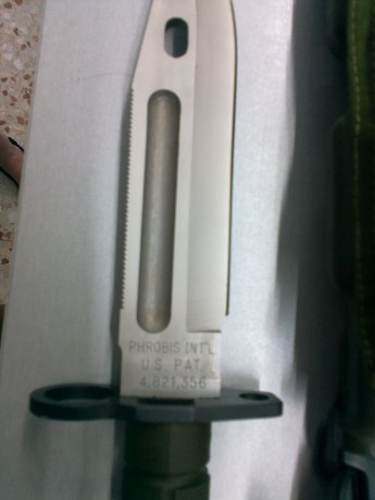 Hola, quisiera me pudierais echar una mano los entendidos en este tipo de arma blanca, ya que yo no tengo 10