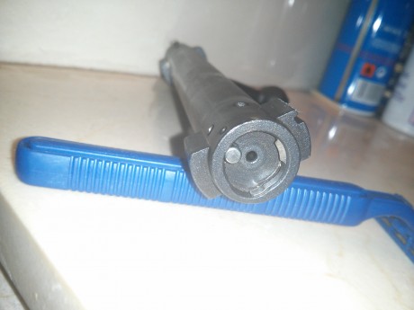 Poseo un Remintong 700 SPS en la série DG (dangerous game), en calibre 375HH, del cual sólo puedo decir 30