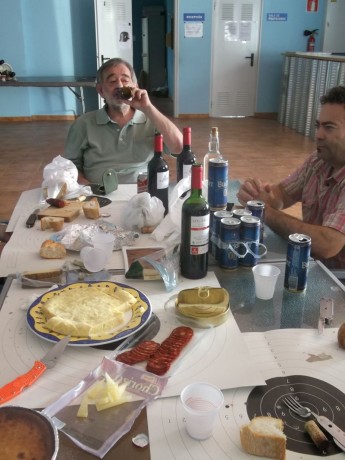 Como me imagino que a lo largo de este verano low cost os habréis puesto pirfos de tortilla española, 30