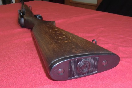 EN VENTA CARABINA BRNO CZ 581,  semiautomática, con un cargador de 8 y funda. Pieza de colección,  en 11