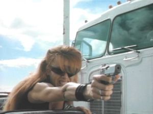 Compañeros,

En vista de las ganas de algunos (Elcafe, Wilcow, Vrakk, etc) por adivinar armas de películas 60