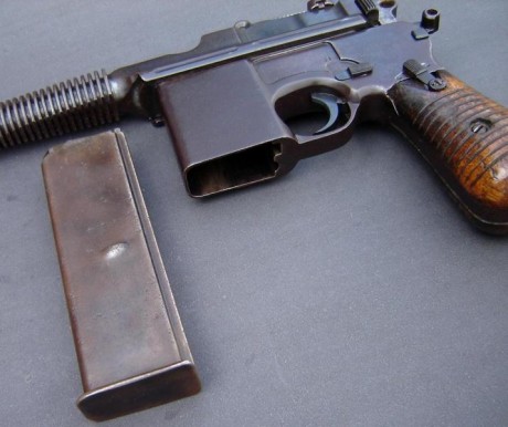 Hace unos días encontré por casualidad en una web extranjera un arma a la venta que hacía muchos años 00