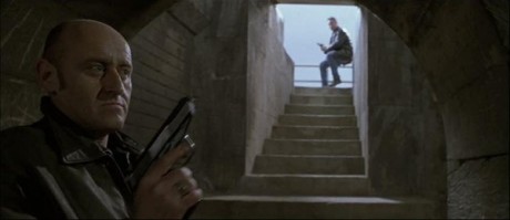 Compañeros,

En vista de las ganas de algunos (Elcafe, Wilcow, Vrakk, etc) por adivinar armas de películas 10