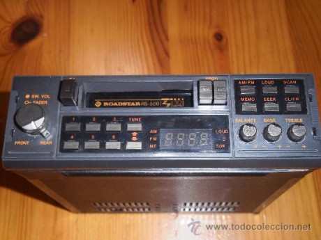 Compro radio, cd, ó cassete, de 12 voltios de lo mas sencillo para mi coche, pues se me ha estropeado 20