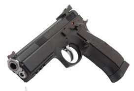 Hola compañeros,hace poco vi una cz shadow en version australiana,que tiene el cañon ligeramente mas largo,no 51
