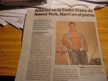 Noticia aparecida ayer sabado 19 de Octubre en EL CORREO edición Vizcaya.

No os tiréis a la yugular por 00