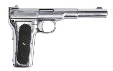 Hace unos días encontré por casualidad en una web extranjera un arma a la venta que hacía muchos años 50
