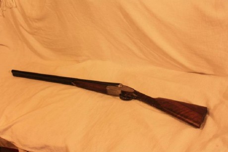 Vendo escopeta paralela GRULLA modelo 209-E calibre 12, con muy poco uso, culata sin cortar, expulsores 02