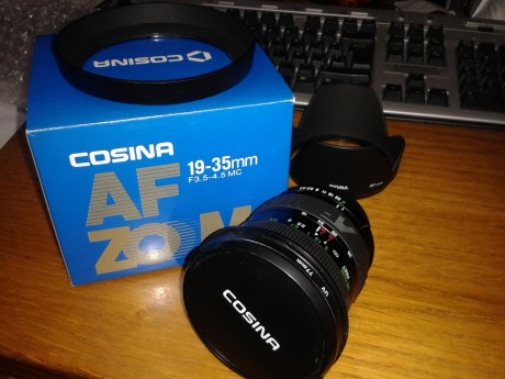Hola compañeros,
vendo una camara reflex digital, marca Pentax, modelo istDL.
Tiene unos cuantos años 10