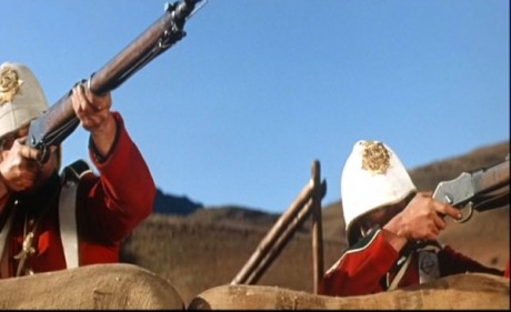 Compañeros,

En vista de las ganas de algunos (Elcafe, Wilcow, Vrakk, etc) por adivinar armas de películas 100