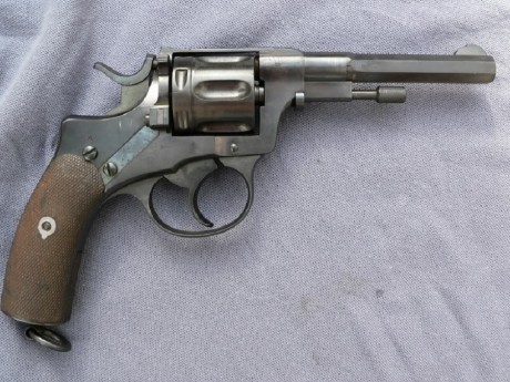 Hace unos días encontré por casualidad en una web extranjera un arma a la venta que hacía muchos años 51
