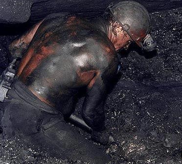  http://www.diariodeleon.es/noticias/leon/seis-muertos-por-un-escape-de-gas-en-una-mina-de-vasco-en-llombera-de-gordon_839016.html 80