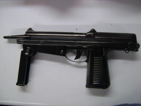 hola amigos solo queria pedirles si alguno de uds tiene informacion  sobre que armas es esta quien la 02