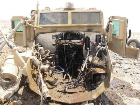Aquí tenéis estas espectaculares imágenes de un vehículo MRAP del ejército americano en Afganistán que 02