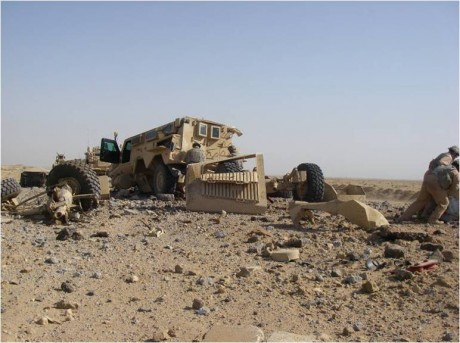 Aquí tenéis estas espectaculares imágenes de un vehículo MRAP del ejército americano en Afganistán que 01