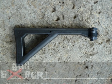 Saludos
Recientemente en algunas armerias de este pais se puede adquirir este modelo el Semopal Vz 58 50