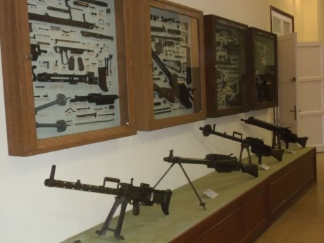Hoy inauguran el nuevo Museo del Ejército de Toledo y estará abierto al público a partir  de mañana.

El 40