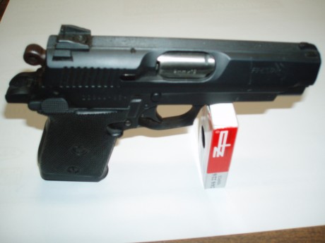 se vende pistola star calibre 9 pb
modelo firestar dos cargadores
precio 240 €
esta en madrid 10