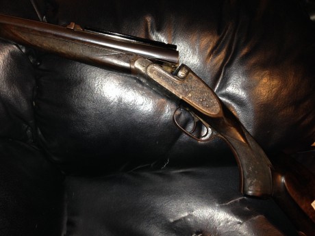 Saludos compañeros,

Como comenté en la presentación, heredé unas armas de mi abuelo de las cuales he 122