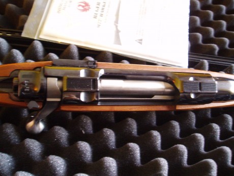 Un amigo me ha pedido que le ponga en venta su rifle, Se trata de un Ruger Stutzen, el Precio 750 más 11
