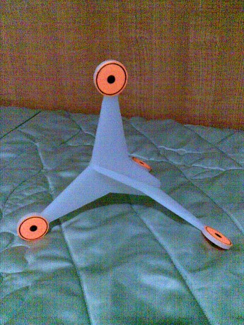 Hola amigos.

Os presento el flip tarjet casero.

Diré que no se las medidas del original. Por tal motivo 162