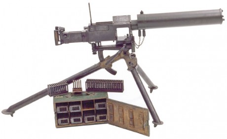 Hace unos días encontré por casualidad en una web extranjera un arma a la venta que hacía muchos años 40
