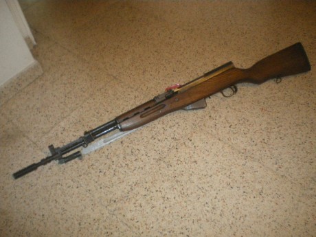 Vendo fusil Yugoslavo inutilizado con balloneta incorporada muy bien conservado certificado estrangero 02