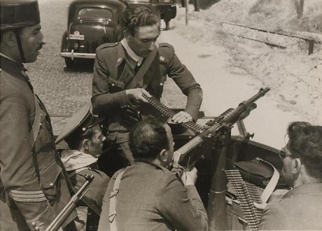 Hace unos días encontré por casualidad en una web extranjera un arma a la venta que hacía muchos años 70