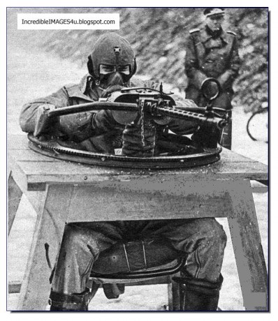 Hace unos días encontré por casualidad en una web extranjera un arma a la venta que hacía muchos años 42