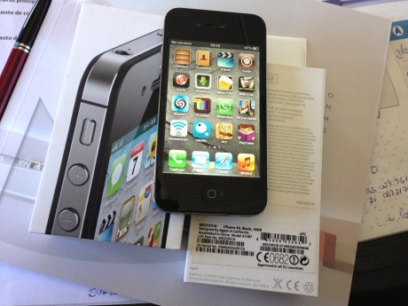 .

  Muchas gracias, el teléfono esta
 ****VENDIDO****   

Hola compañeros.. Es la primera vez que anuncio 10