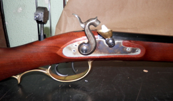 Hola, ruego si alguien sabe como van el rifle de Ardesa "David Crokett" y el rifle "Scout" 101