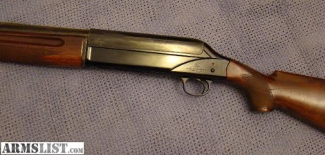Buenas a todos.
Mi suegro tiene una semiatomàtica Breda de muelles con sus años...pues resulta que al 40