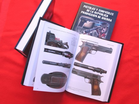  Buen corto !! pero hay una gran pega!! esos uniformes ni siquiera son españoles y esas escopetas de caza 10