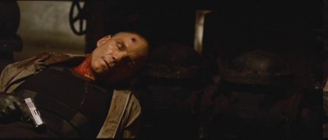 Compañeros,

En vista de las ganas de algunos (Elcafe, Wilcow, Vrakk, etc) por adivinar armas de películas 120